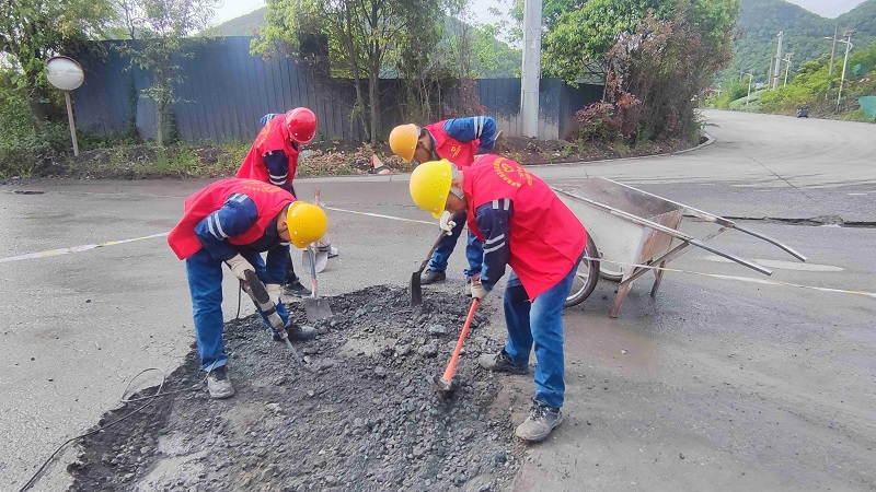 攜手共建“安全之路”，共創(chuàng)企業(yè)美好未來 ——賽柯瑞思公司共青團與工會聯(lián)合開展志愿活動